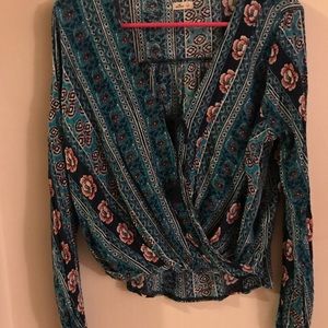 Hollister long sleeve over shirt